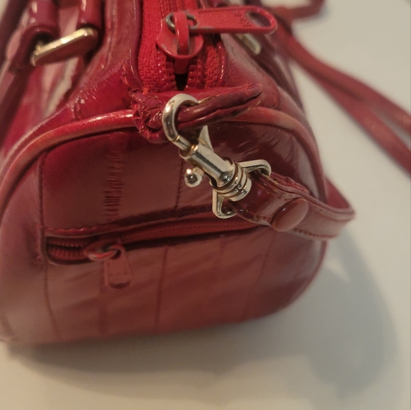 Genuine Eel Skin Small Duffel Bag Red Cherry - Picture 7 of 12